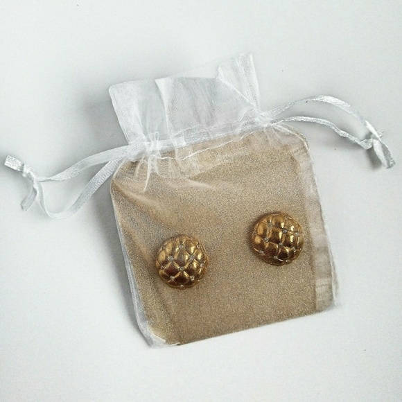 Vintage Goldtone Earrings ▪ Monet ▪ Trifari Style - Picture 5 of 6